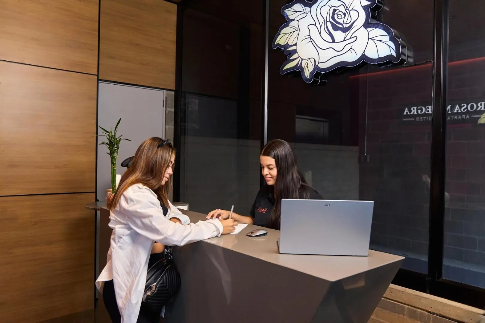 Rosa Negra Comfort Stadio Cozy Suite Medellin