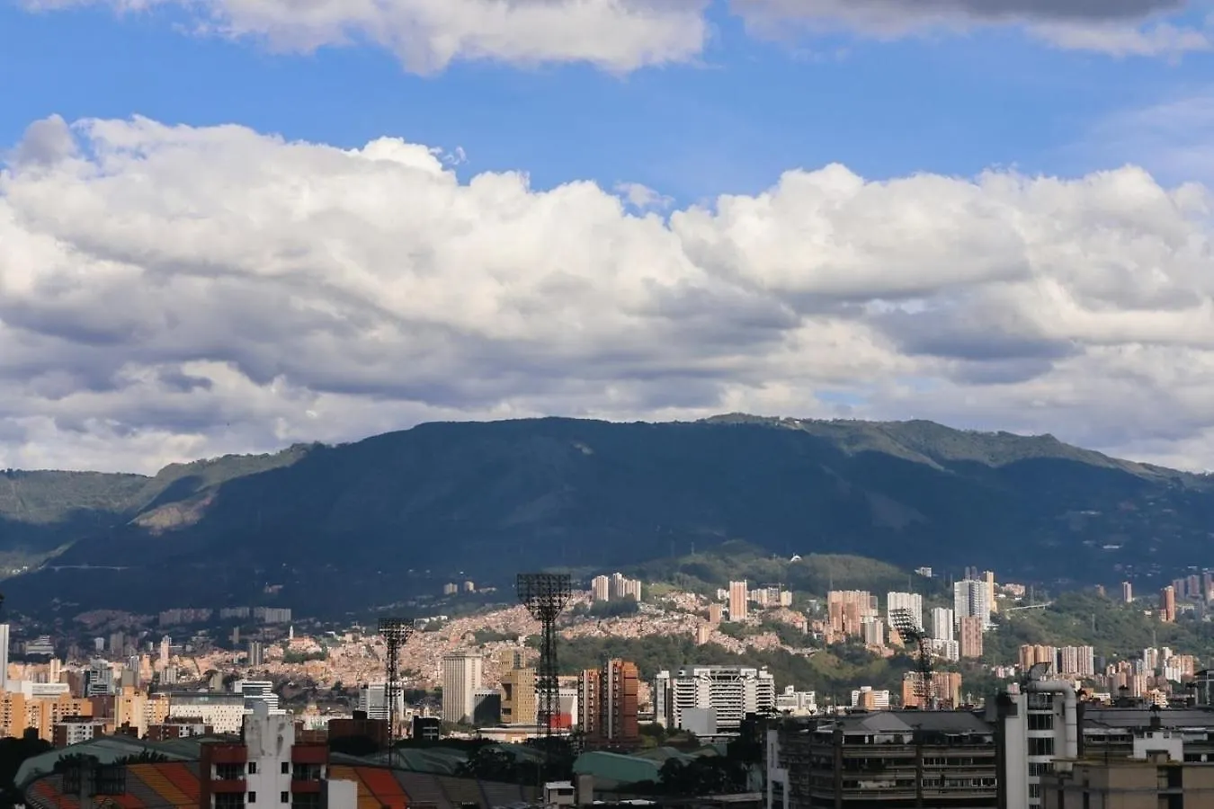 Rosa Negra Comfort Stadio Cozy Suite Medellín 0*,